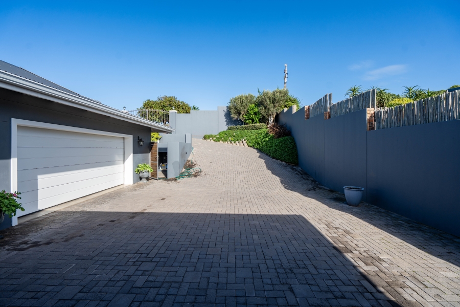4 Bedroom Property for Sale in Kenton On Sea Eastern Cape